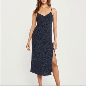 Abercrombie & Fitch midi slit dress (navy dot, S)